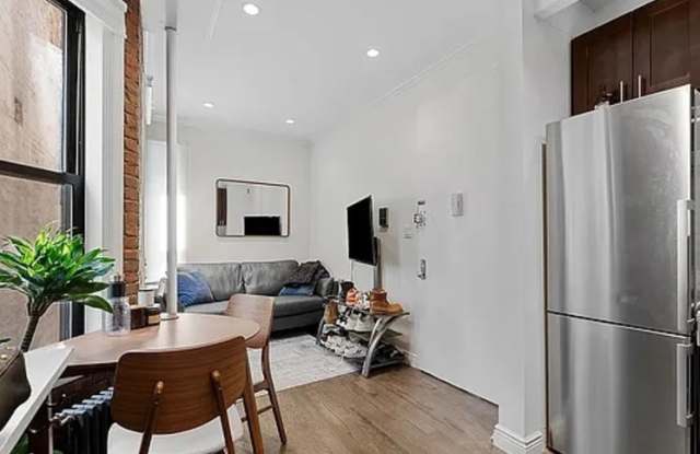 Photo of 227 Mott St