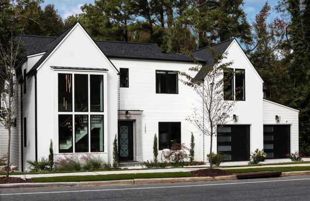 1323 Ridge Road