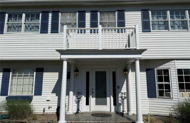 250 Oneck Lane
