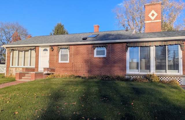 Photo of ***Please Respond Directly to the Online Listing, Calls May Not Be Returned***