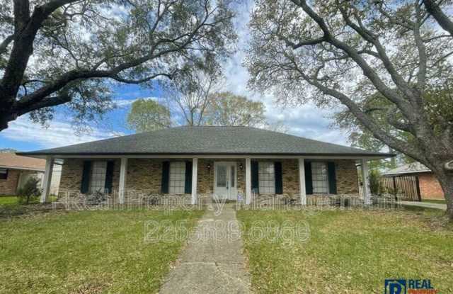 5536 Parkforest Dr.