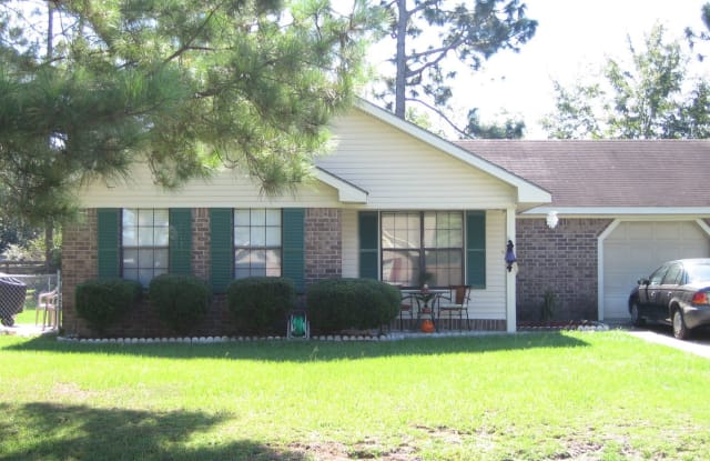 610 Scott Street - 610 Scott Street, Hinesville, GA 31313