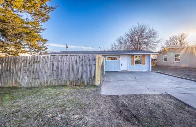 2612 Northwest Pollard Avenue