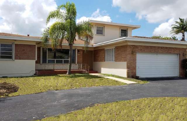 703 NW 6th Street
