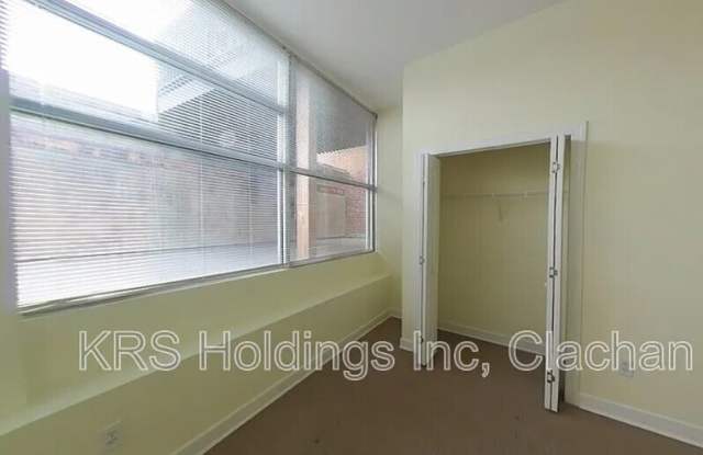 123 E Broad Street