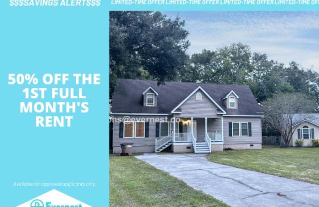 Photo of 1805 South Mayflower Drive