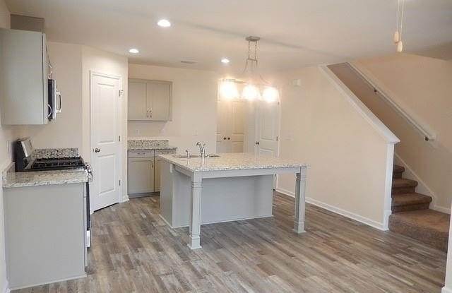 2892 Blue Blossom Trail