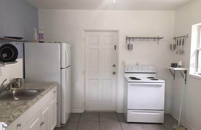 4123 W SAN NICHOLAS STREET