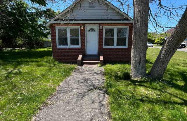 82 Cranberry Dr