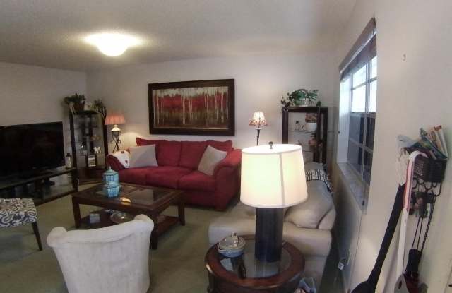 Photo of 571 Capri L