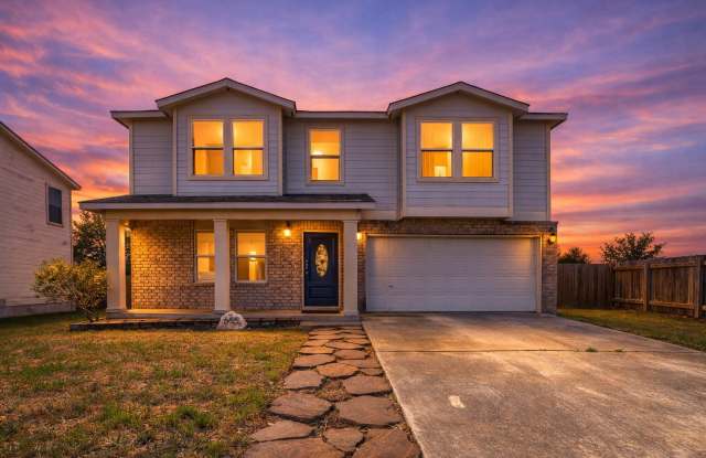 655 NORTHLAKE DR