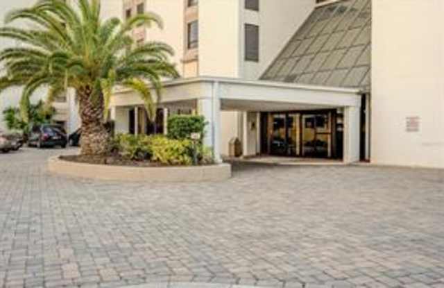 450 S Gulfview Blvd Unit 1702