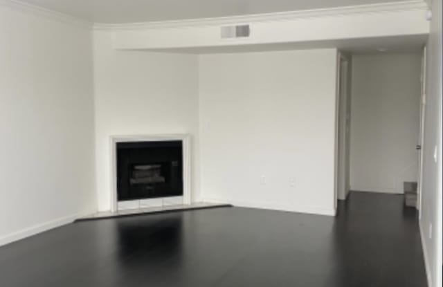 13002 Riverside Drive