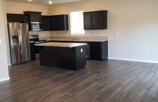 10708 Tahoma Ct E