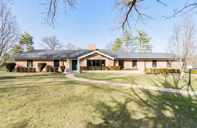 10085 Litzsinger Road - 10085 Litzsinger Road, Ladue, MO 63124