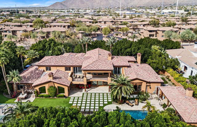 11571 E Cochise Drive