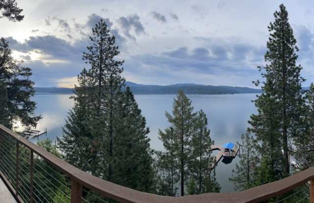 2772 West Lutherhaven Road