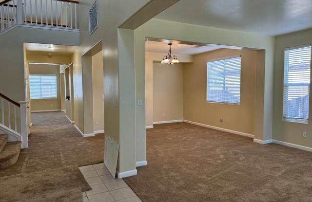 Four bedroom home in the Southwest!