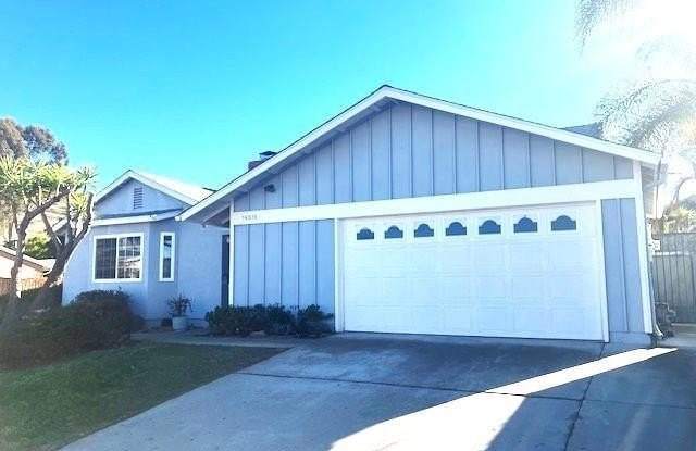 Photo of 14513 High Pine Street