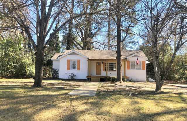 Charming 2BR Home Near Downtown Auburn  Auburn University