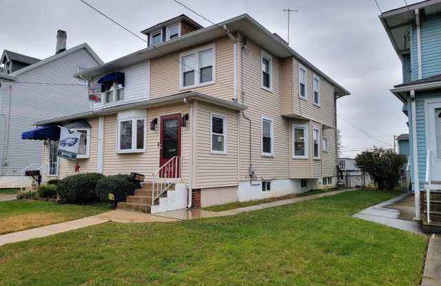 526 DELAWARE AVE - 526 Delaware Avenue, Norwood, PA 19074