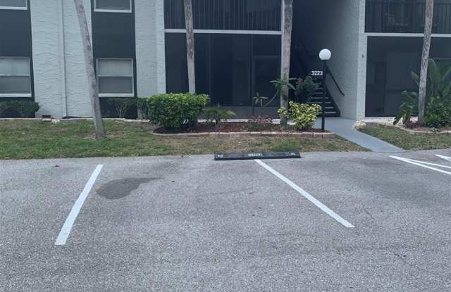 Photo of 3223 BENEVA ROAD