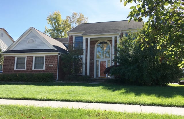 47111 Woodlong Dr - 47111 Woodlong, Wayne County, MI 48187