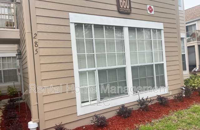 660 Youngstown Parkway