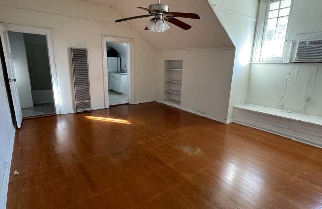 2005 Milan St Unit 5