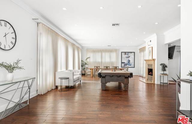 18125 Lake Encino Dr