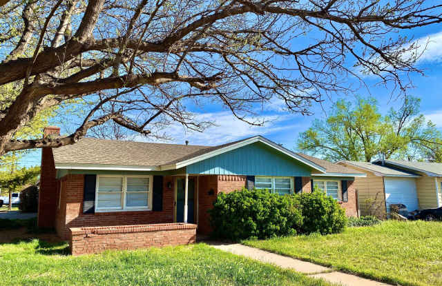 Photo of 3020 45th Street