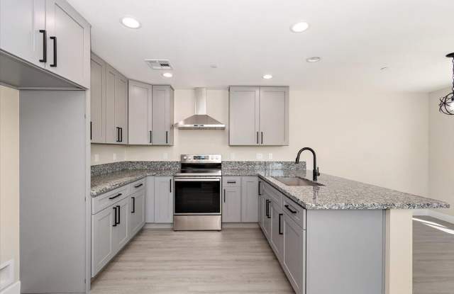 66091 Cahuilla Avenue unit: B