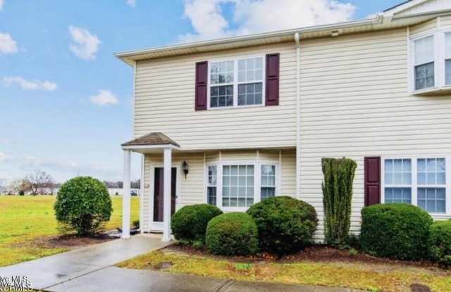 Photo of 2104 Flagstone Court unit: A1