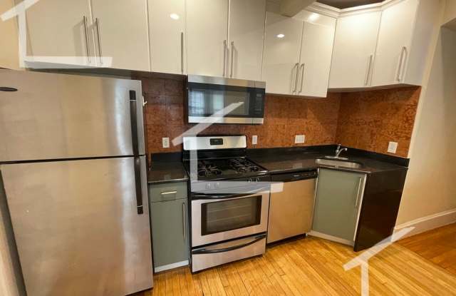 Coolidge Corner 4-Bed