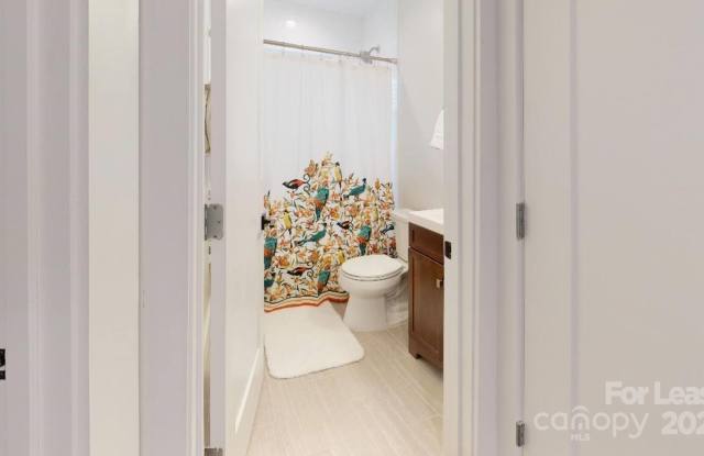 1909 Pegram Street unit: 1