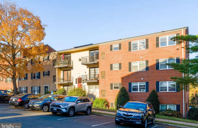 444 N ARMISTEAD Street unit: 304