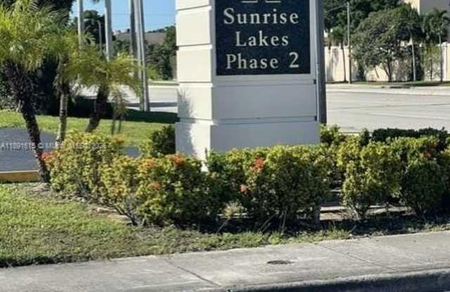 8285 Sunrise Lakes Blvd