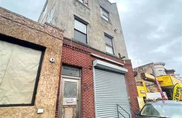 745 39th Street