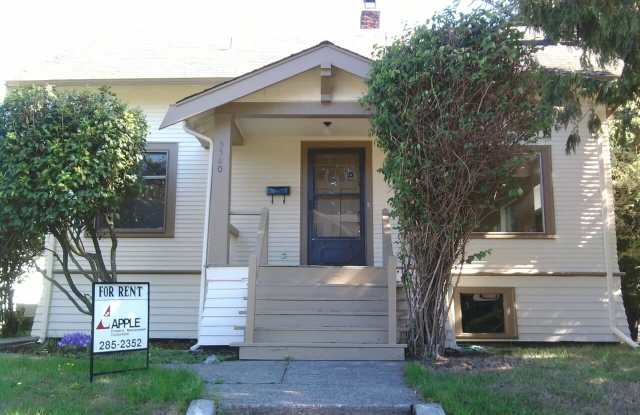 Photo of Bungalow on Corner Lot in University District!