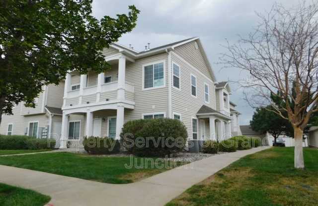 2464 Thunder Mountain Drive
