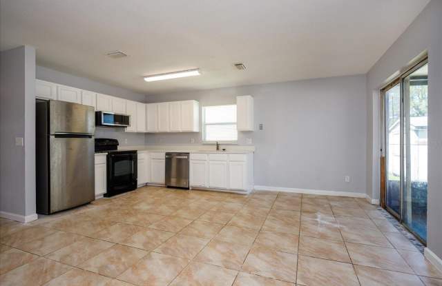 5313 GROVE CROSSINGS BOULEVARD