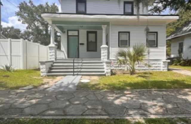 135 East 17th Street - 4