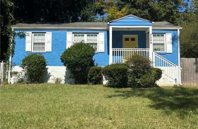 Photo of 2599 Godfrey Drive NW