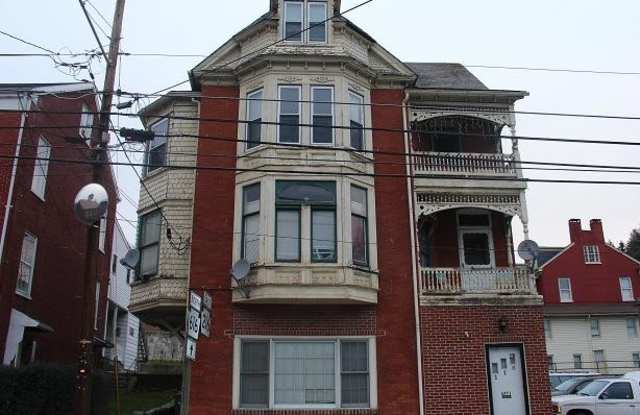First Floor Apartment in Glen Rock Borough