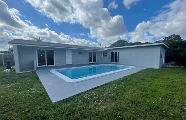 7181 Southwest 11th Street - 7181 Southwest 11th Street, Pembroke Pines, FL 33023