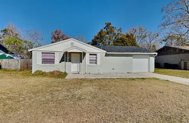 2813 Kiowa Ave