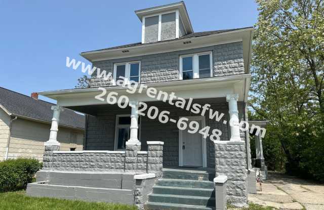 2615 Holton Ave