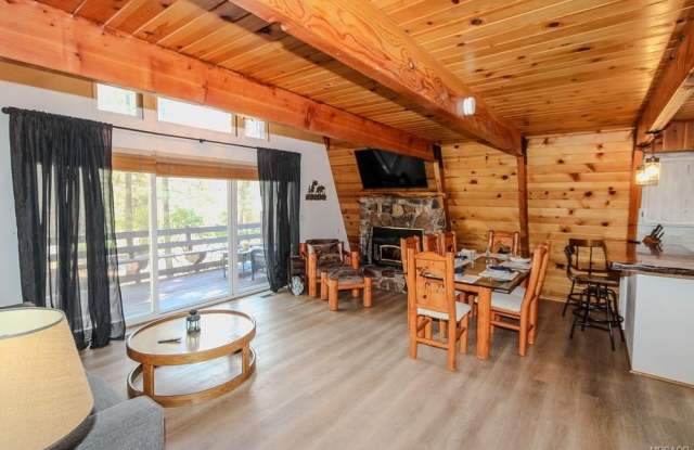 1019 Feather Mountain Drive