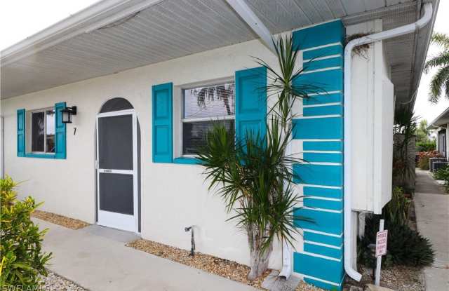 1220 SE 40th Street