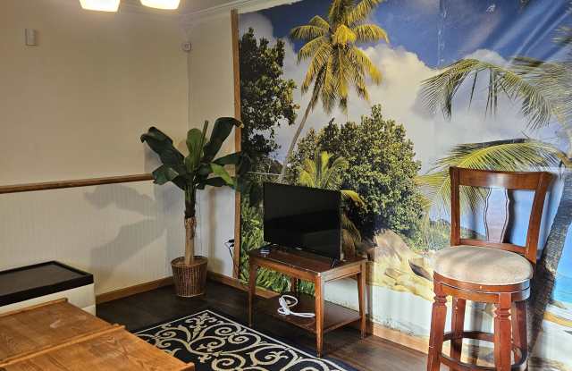 9312 Newton Avenue North